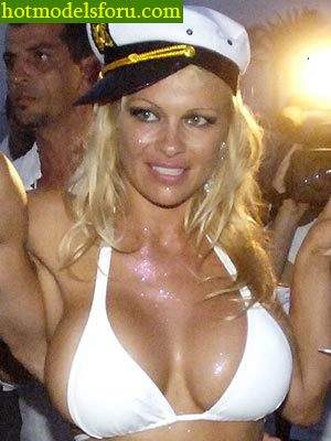 Video e Fotos Pamela Anderson em sexo explícito 25